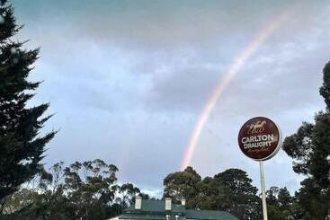 בית מלון כפרי The Robin Hood Inn