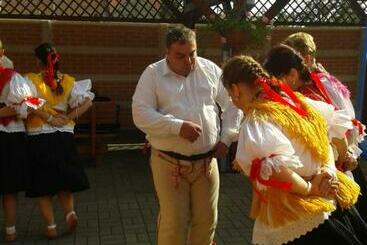 ペンション Penzion S Restaurací Na Furhaple