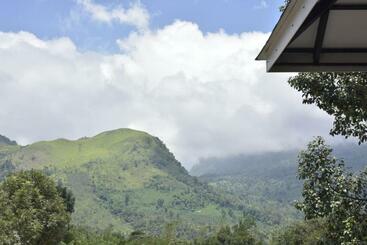 אתר נופש Sattva The Awakening Garden