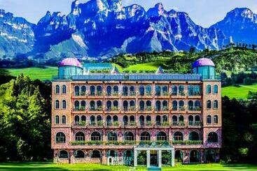 Xiao En Castle Hotel Tianmenshan