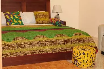 Hotelli Platinum Court