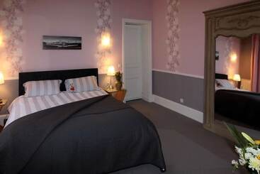 פנסיון Les Tourelles De Thun