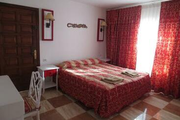 Hotel Island Village