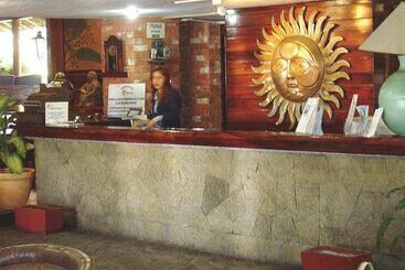 호텔 Suites del Sol