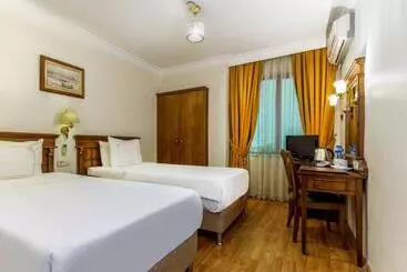 ホテル Golden Crown