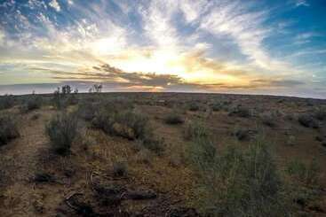 בית מלון כפרי Yurt Camp Aidar