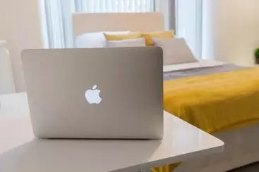 Majatalo Townhouse @ 166 Ruskin Road Crewe