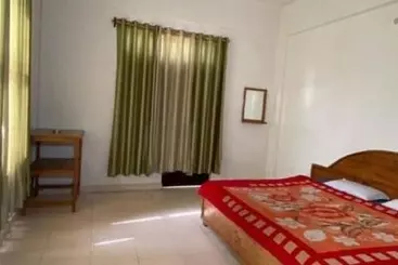 Hotel Goroomgo Silver Tree Inn Bhimtal