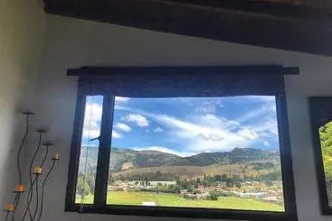Bed & Breakfast Hostal Casa Lantana