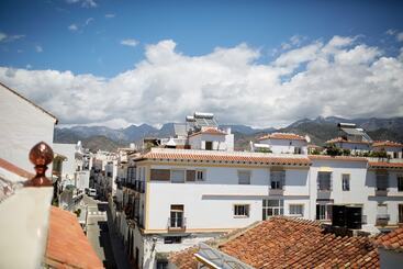 Charming Nerja Hostel