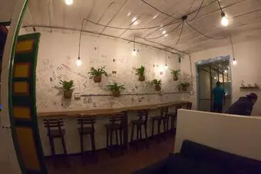 Majatalo The Corner House Hostel