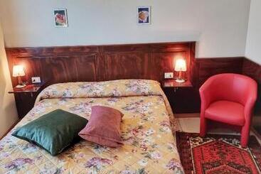 ホテル Agriturismo Ceolara