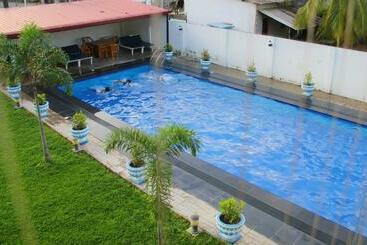 Hôtel Bluewater Beach Resort