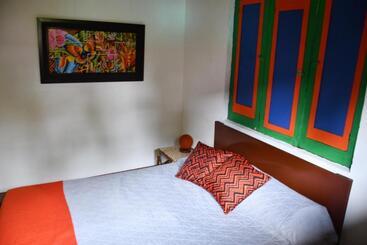 膳宿费 La Cigarra Casa De Huéspedes