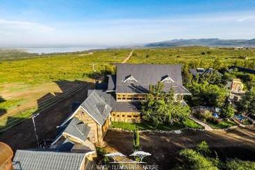 هتل Lake Elementaita Nature Pebbles & Spar