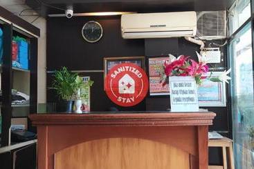 호텔 Oyo 90108 Oggi Guesthouse