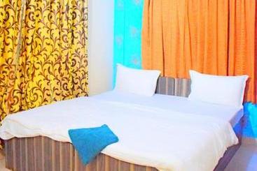 Pensão The Tavern Orchid