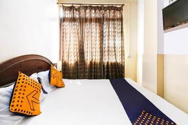 בית מלון כפרי Spot On 76323 Standard, Jabalpur