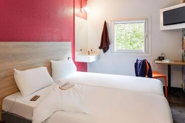 Hotel F1 Amiens Est