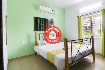 Pensiune Oyo Home 64266 Snug Stay Near Mayajaal Cinemas