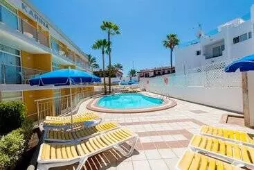 Apartamentos Karina
