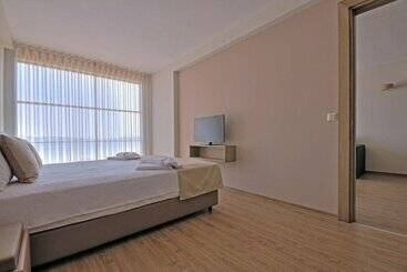 Otel Delmar Suites & Residence