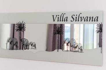 호텔 Apartments Villa Silvana