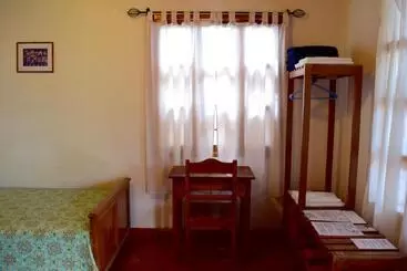 هتل La Casa De Cafe Bed And Breakfast