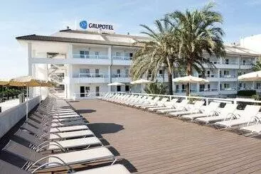アパートホテル Grupotel Alcudia Suite