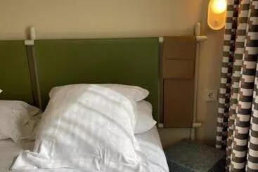 בית מלון כפרי Des Victoires Restaurant