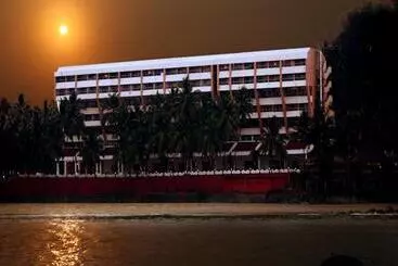 Отель Bogmallo Beach Resort