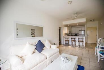 هتل Ports Of Call Resort