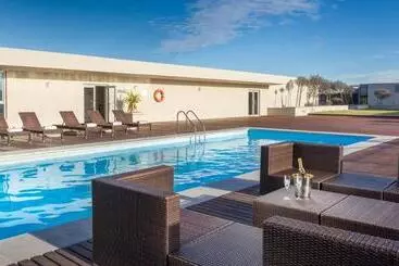 Lagoon Beach Hotel Apartments