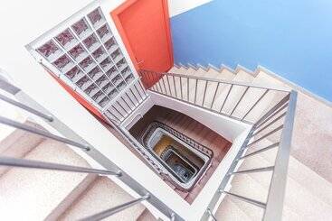 Albergue Loft Hostal Group