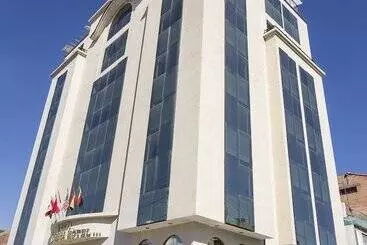 فندق Arawi Pastoruri