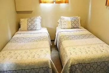 Отель Blue Water Acres