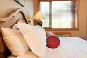 בית מלון כפרי Lizard Creek Lodge