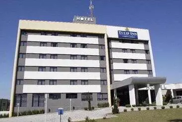 Отель Campo Largo Express