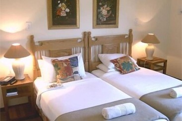 בית מלון כפרי Canefields Country House