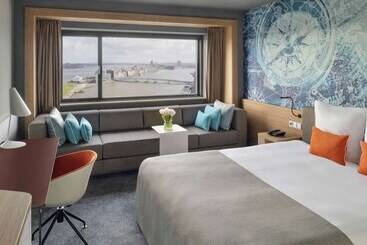 Mövenpick Hotel Amsterdam City Centre