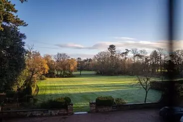 Hotelli Inglewood Manor