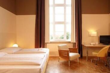 فندق Gasteresidenz Pelikanviertel