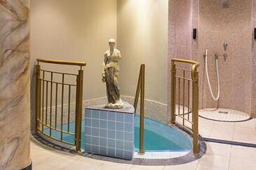 Victor S Residenz Hotel Schloss Berg