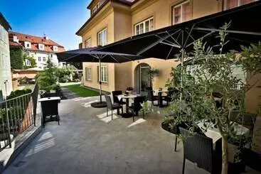 Appia Hotel Residences