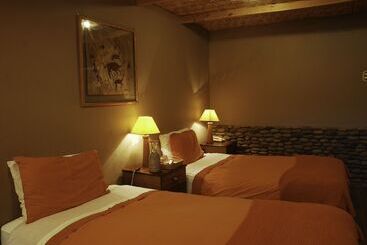 בית מלון כפרי Tulor