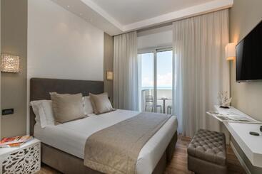 فندق Litoraneo Suite