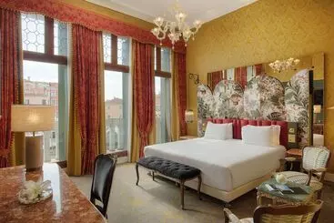 Hotel NH Venezia Santa Lucia