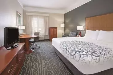 هتل La Quinta By Wyndham Gallup