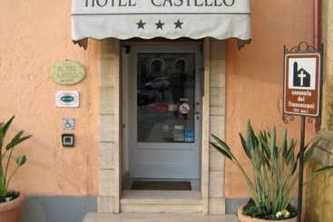 فندق Castello