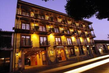 Hotel Santa Cruz Plaza